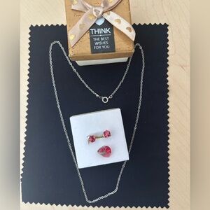 ,Elegant Silver + pink jewelry set with a silver chain,Heart shaped Pendant